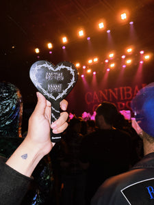 Metal Mami hand mirror